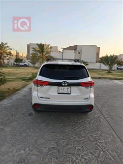 تۆیۆتا هایلاندەر